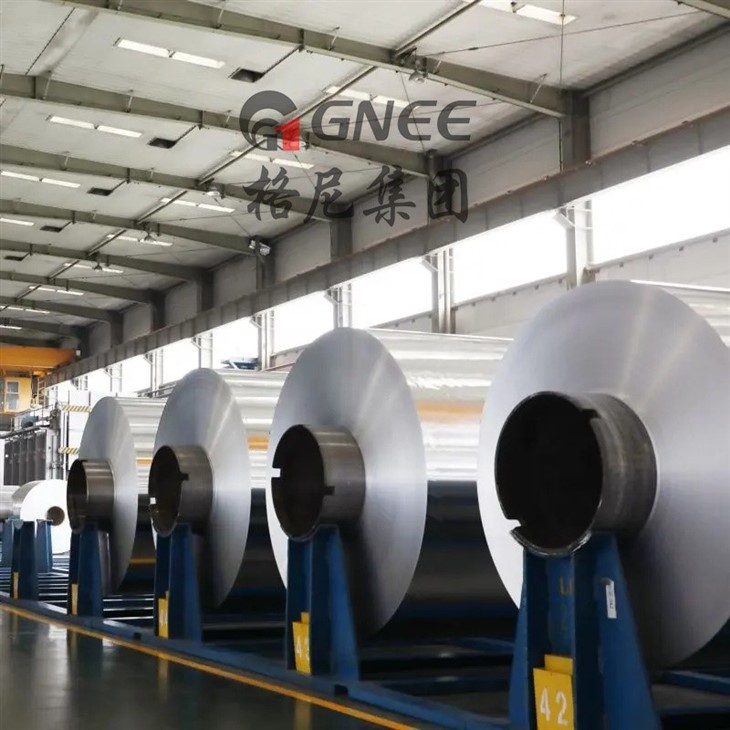 1235 Ffoil Al Plaen 9μm a Ddefnyddir Ar gyfer Lamineiddio